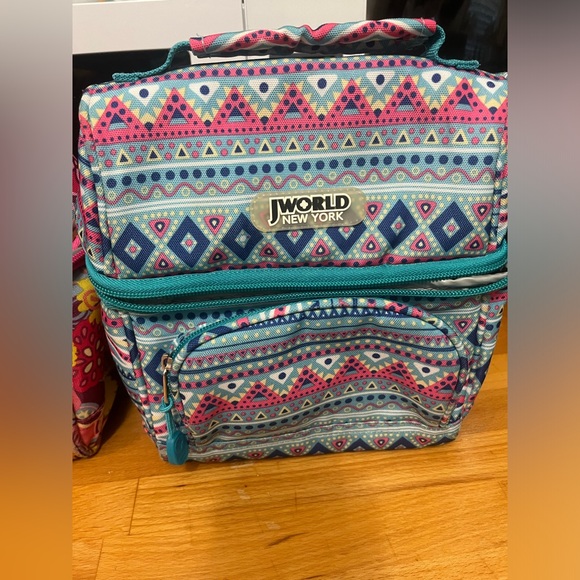 *SOLD* Kids Lunch Pack Bundle - Picture 2 of 5